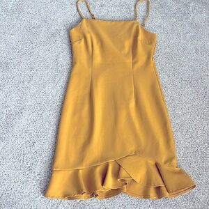 Worn once - mustard yellow body con dress